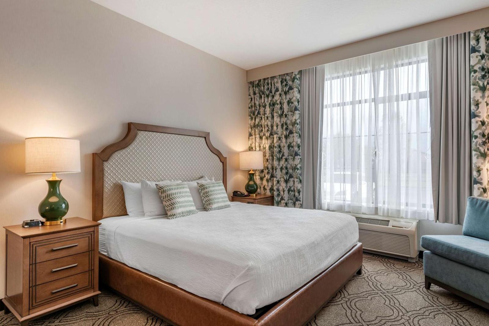 Best Western Premier Pasco Inn and Suites Main image 2
